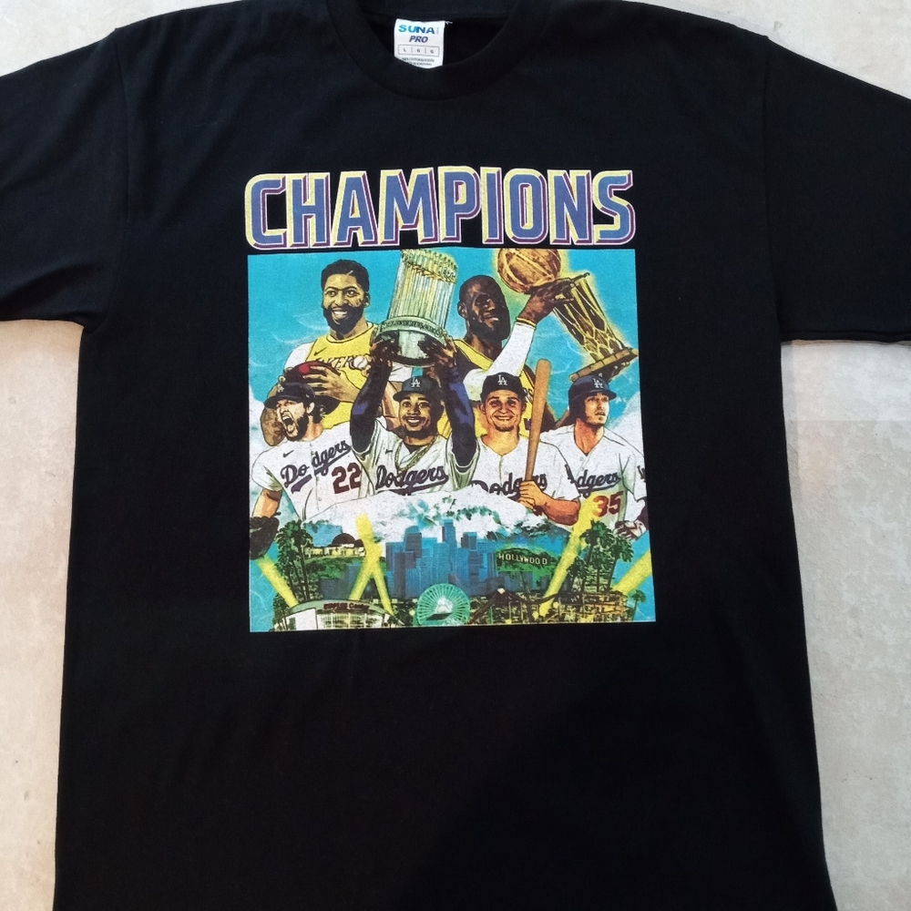 Unisex Heavy Black tee shirt Size Large 2020 Champion LAKERS and LA DODGERS